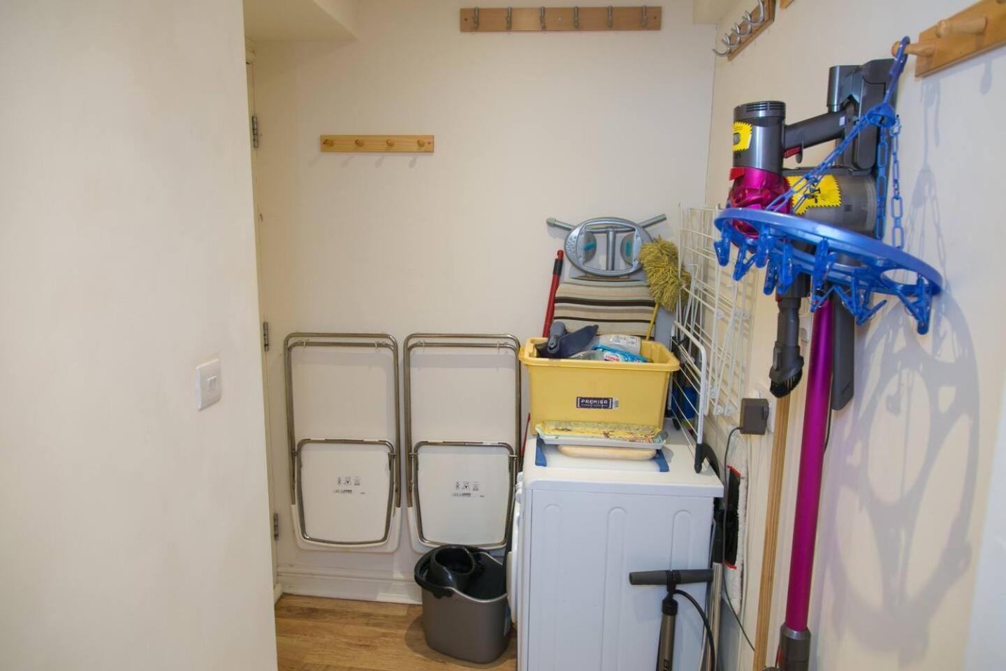 Pass The Keys Hafan Stylish 2 Bedroom Sea View Apartment Pwllheli Exterior foto